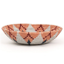 Load image into Gallery viewer, African basket, Fair Trade made in Uganda. Decorative and African art.
